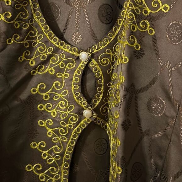 Women's Kirat Brown/ Green Special Occasion Dress, Coat, and Headpiece. - Picture 5 of 16